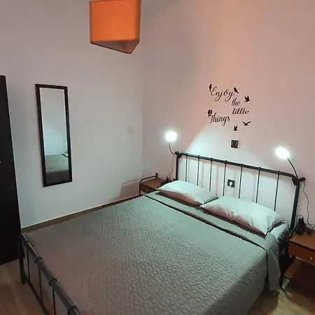 Apartman Fanes House