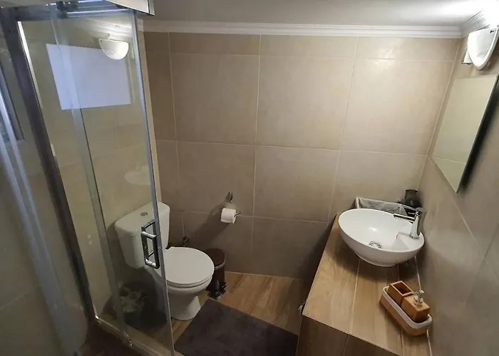 Fanes House פאנאי