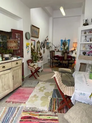 Fanes House דירה *